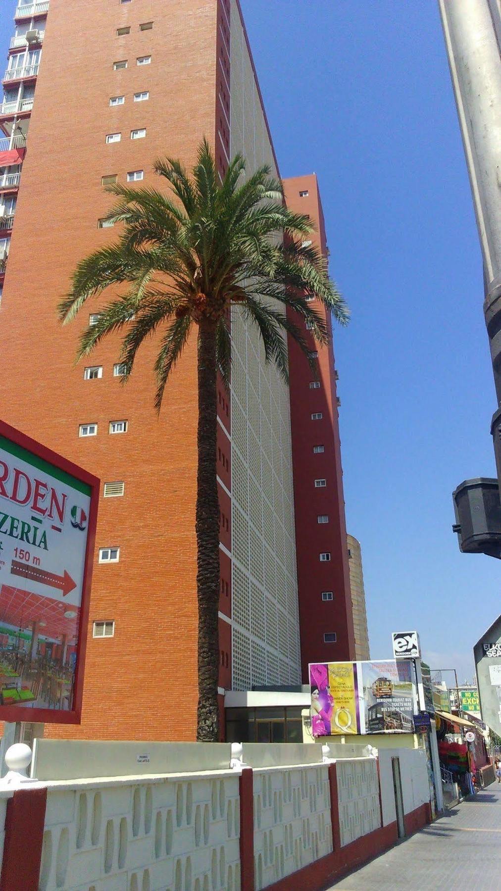 Blue Sky Apartment Benidorm Exterior foto